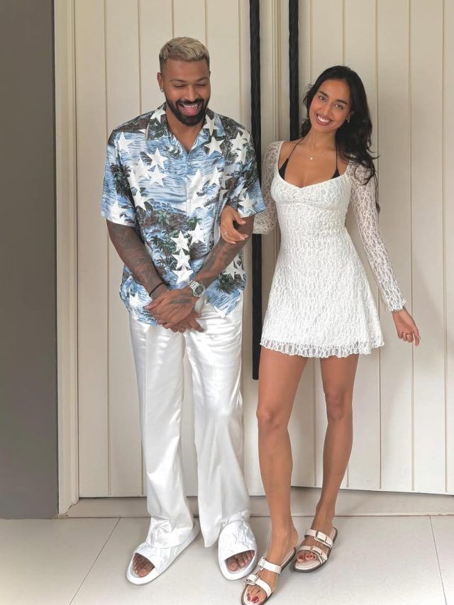 Top News: हार्दिक ने गर्लफ्रेंड को किया Kiss, 4 साल बाद पति से तलाक लेंगी ऐश्वर्या?