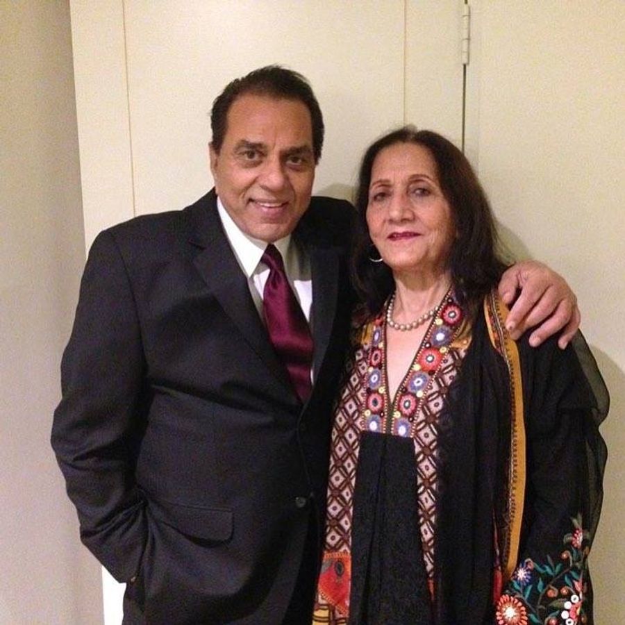 71 साल पहले हुई थी धर्मेंद्र की पहली शादी, कौन हैं पत्नी प्रकाश कौर, लाइमलाइट से रहती हैं दूर - Dharmendra first wife prakash kaur 71 years marriage stayed away from limelight tmovf