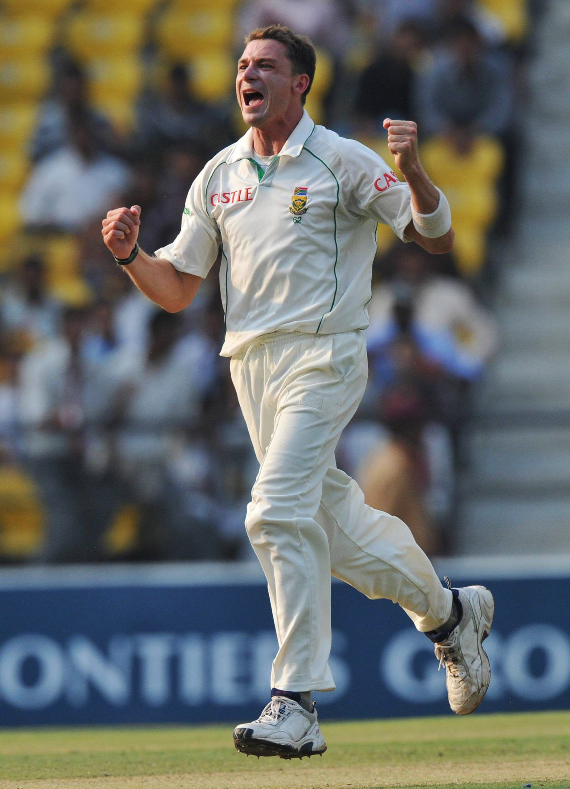 Best bowling figures by South Africa pacer in India