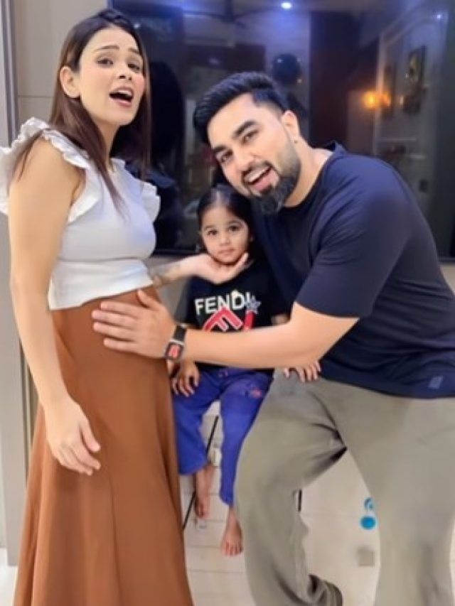 5वें बच्चे का पिता बनेगा करोड़पति यूट्यूबर, थामा पहली पत्नी का बेबी बंप, बोला- नया मेहमान...