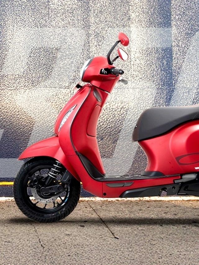 Chetak की रफ्तार, OLA का गिरता बाजार! जमकर बिके ये इलेक्ट्रिक स्कूटर