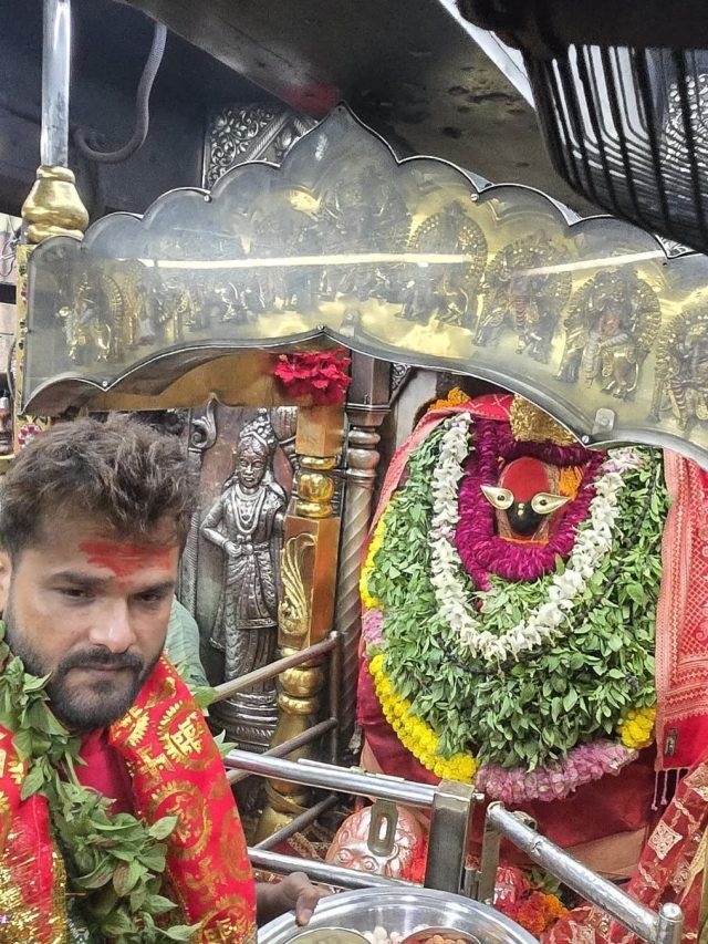 चुनाव नतीजों से पहले मां विंध्यवासिनी धाम पहुंचे खेसारी लाल, मांगी दुआ