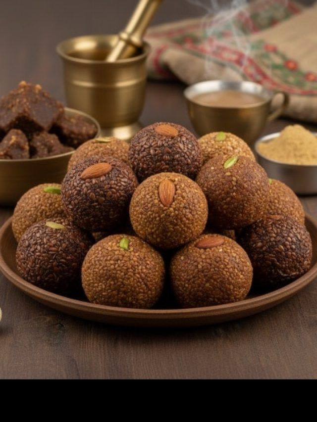 सर्दियों में खाएं ये 5 लड्डू, इम्यूनिटी बढ़ेगी..हड्डियां बुढ़ापे तक के लिए होंगी मजबूत