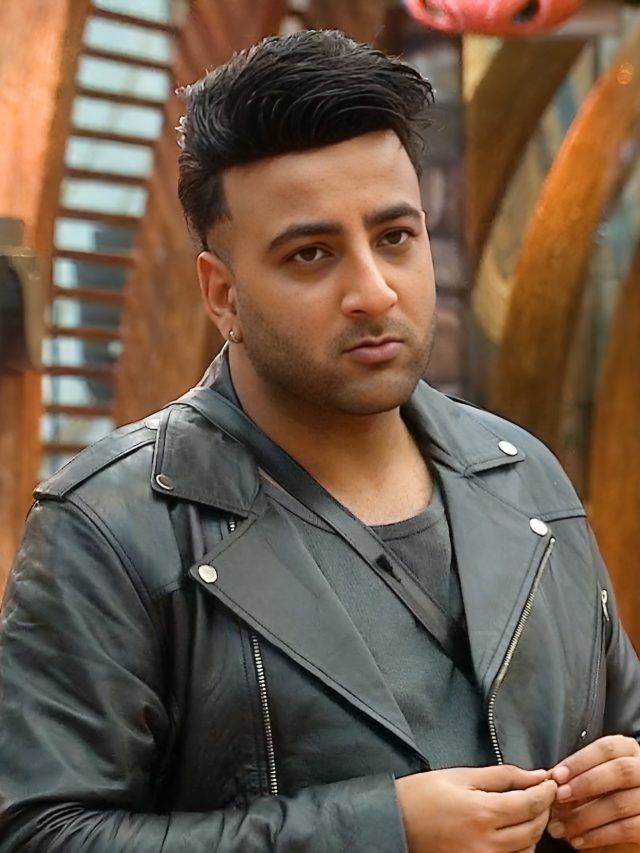 बिग बॉस 19 में शहबाज ने लिया सिद्धार्थ शुक्ला का नाम, भड़के सलमान, बोले- अपने दम पर...