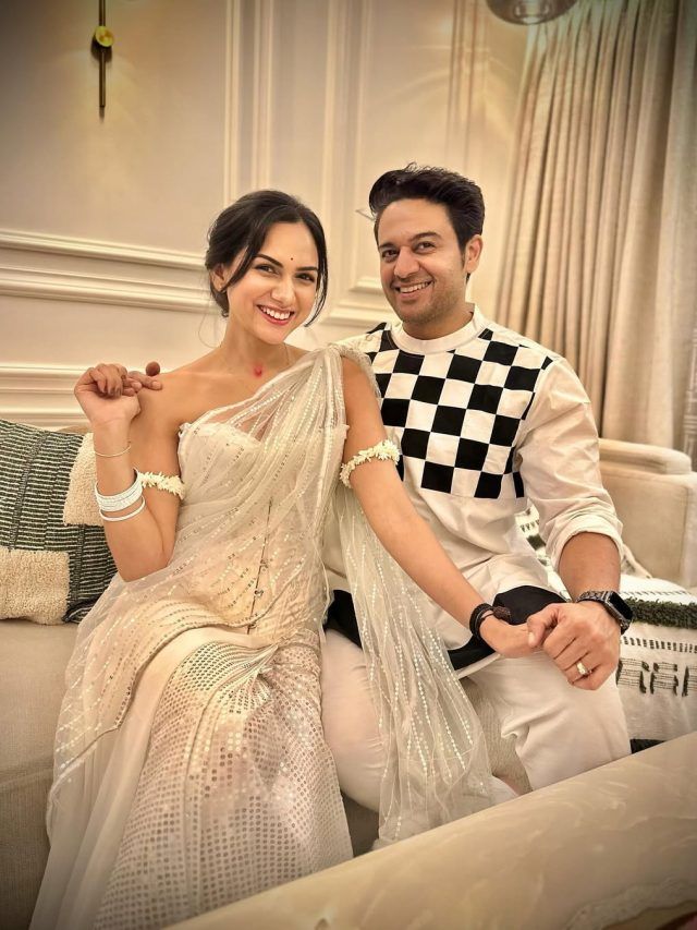 9 साल बड़े टीवी सुपरस्टार से रचाई शादी, कौन हैं करोड़पति आकांक्षा, नहीं बनना चाहतीं मां