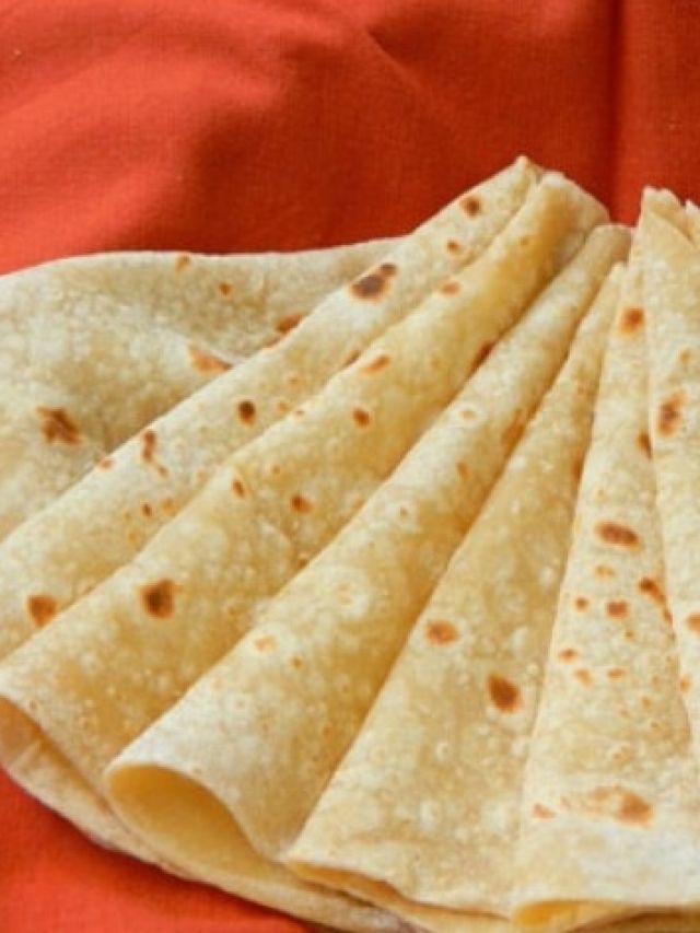 ধাবার স্টাইল পাতলা রুমালি রুটি, আটা-ময়দায় এটা মেশালেই হবে নরম