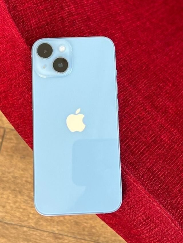 iPhone 14 selling at lowest price