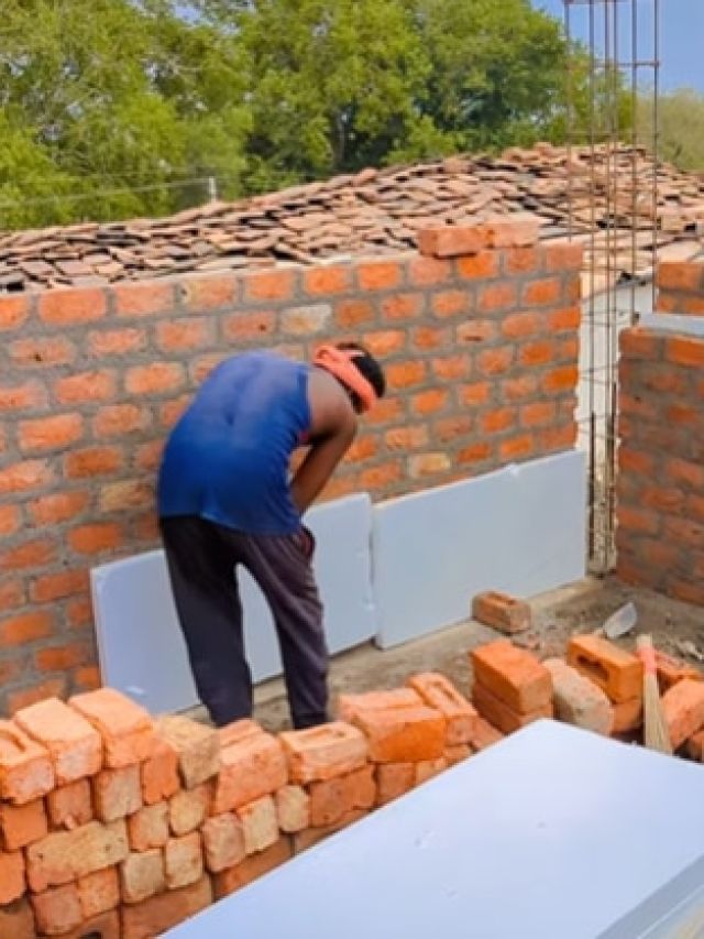 दीवारों के बीच थर्माकोल क्यों लगा रहे लोग?