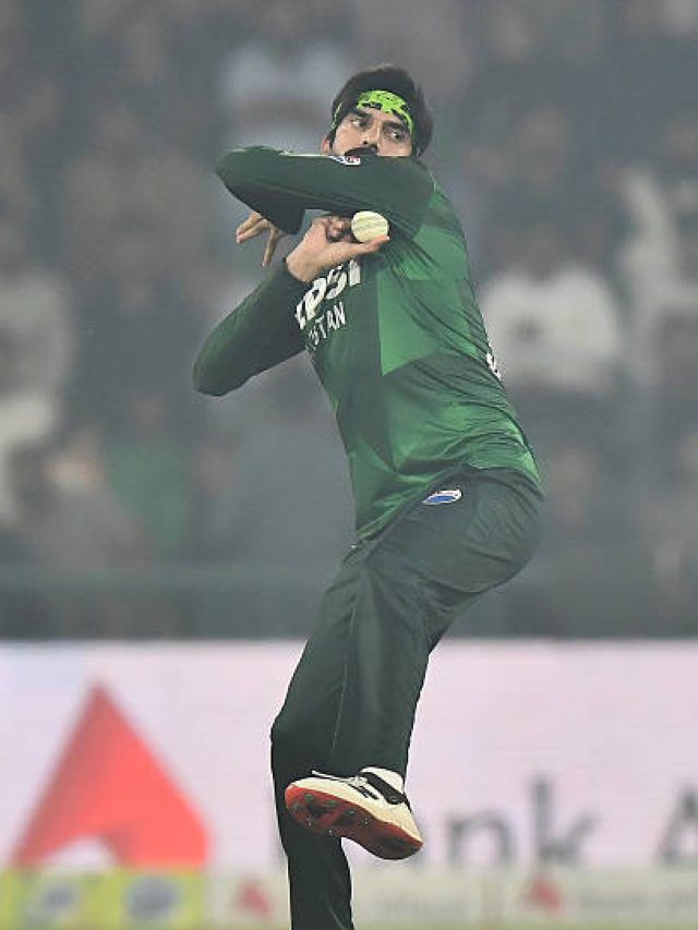 'अजीबोगरीब' एक्शन वाले PAK गेंदबाज ने काटा गदर, ली यादगार हैट्रिक, VIDEO