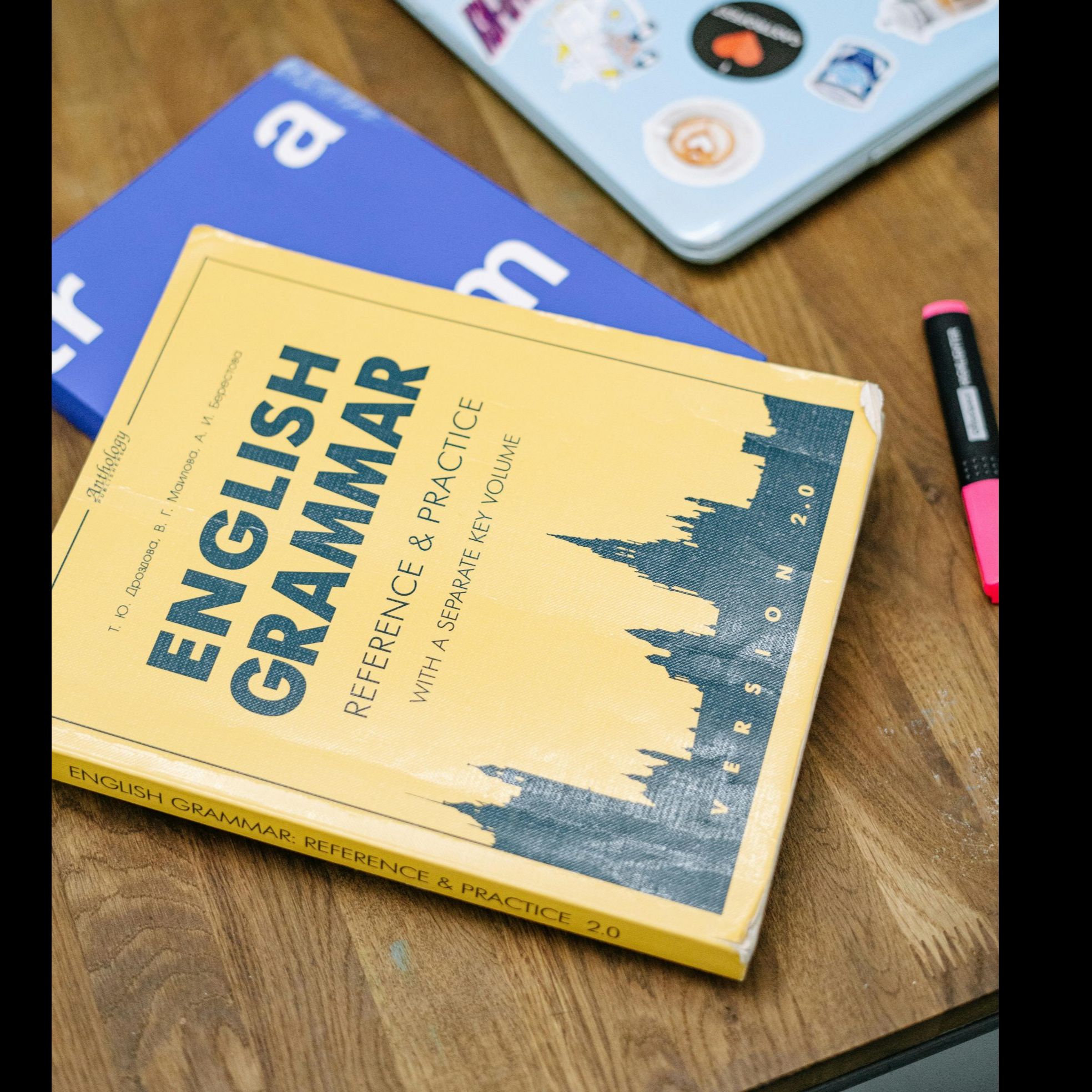 7 Smart Tips to Improve Your English Grammar