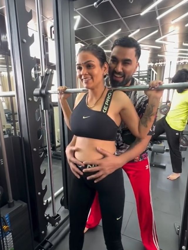 5वीं बार पापा बनेगा करोड़पति यूट्यूबर, प्रेंग्नेट पत्नी को कराया वर्कआउट, थामा बेबी बंप