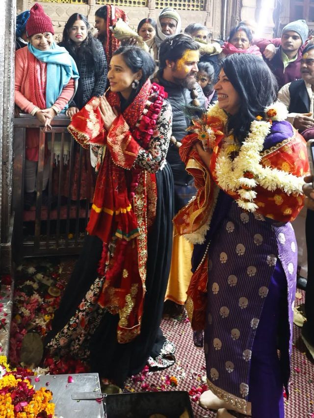 वृंदावन में श्री राधा वल्लभ मंदिर पहुंची तान्या मित्तल, परिवार संग लिया आशीर्वाद