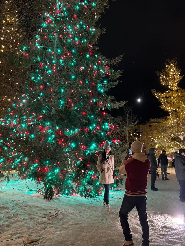 -14° पारा, बर्फ में कॉफी और बोनफायर… टोरोंटो में भारतीयों ने ऐसे मनाया क्रिसमस