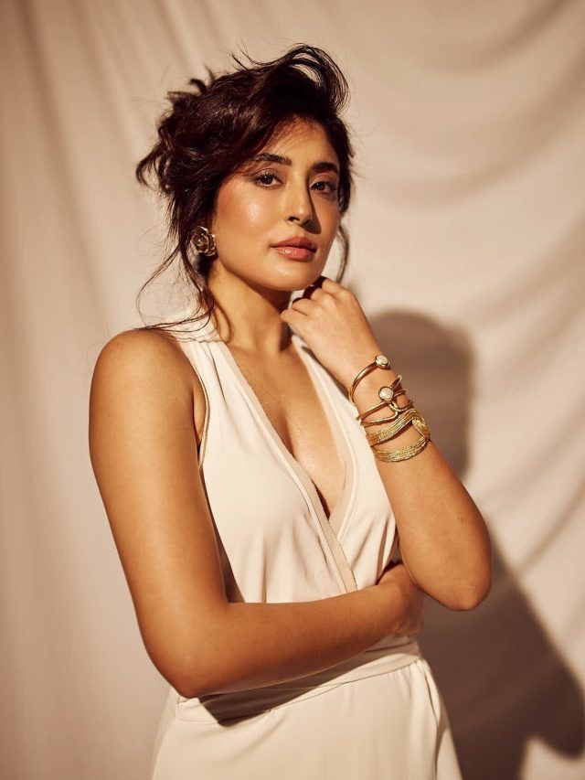 तलाकशुदा क्रिकेट होस्ट पर आया एक्ट्रेस का दिल, रिश्ते पर लगाई मुहर, बोली- शादी...