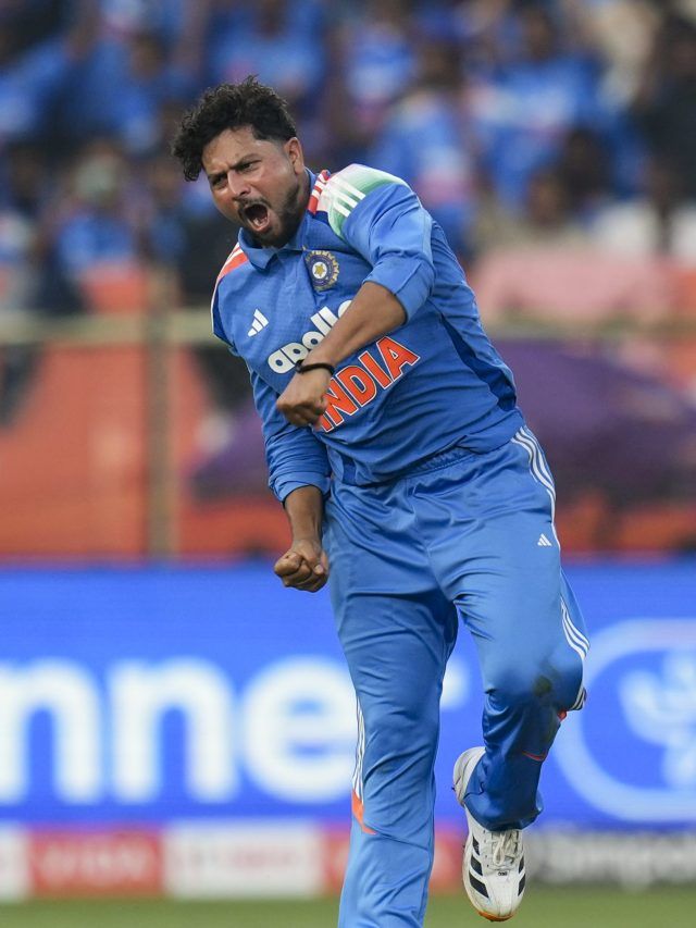 शादी कब कर रहे... गावस्कर के सवाल पर शरमा गए कुलदीप, दिया ये जवाब