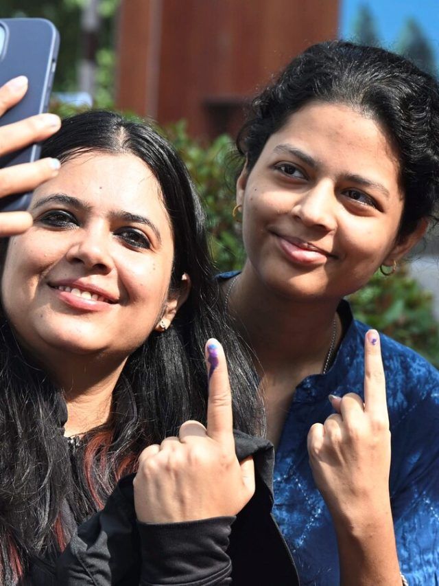 यूपी SIR ड्राफ्ट वोटर ल‍िस्‍ट में अगर नाम गलत है या है ही नहीं, तो क्‍या करें? जानिए