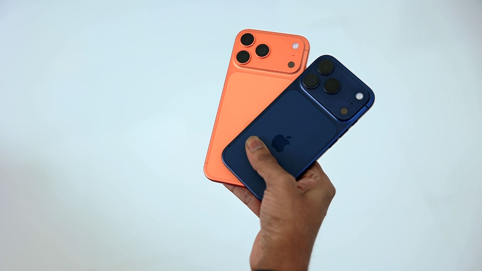 સસ્તામાં ખરીદો iPhone 17 Pro Max! Cromaની સેલમાં મળી રહી છે ભારે છૂટ 3 iPhone 17 Pro Max