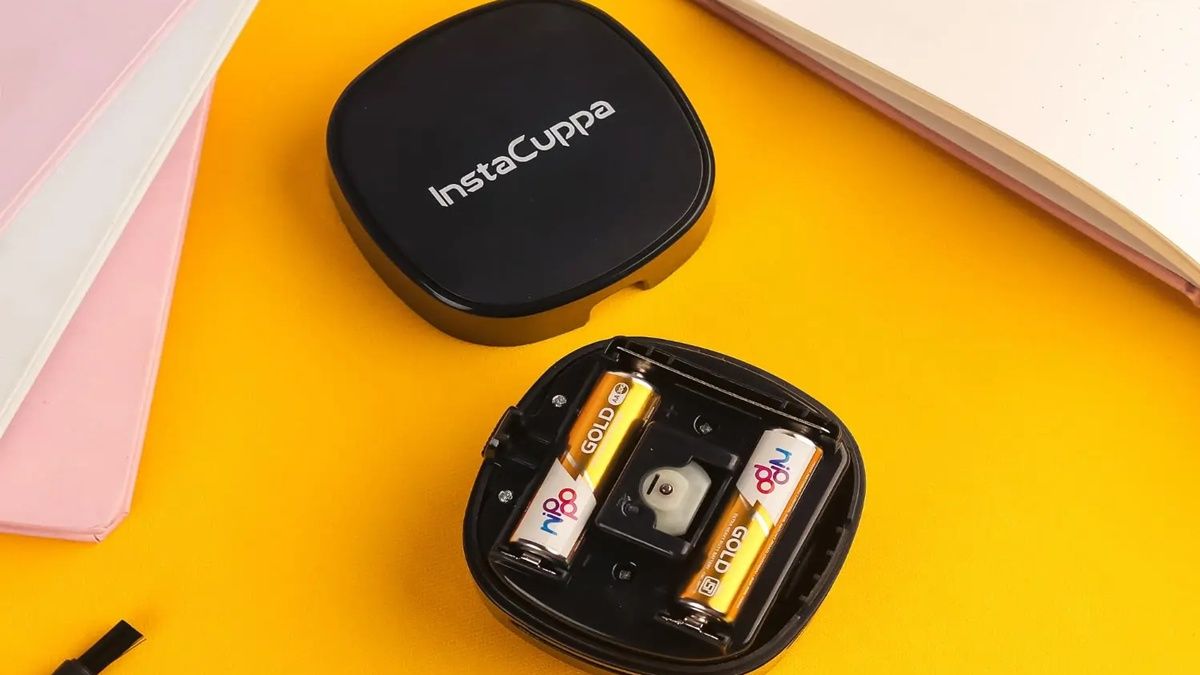 999 रुपये का वैक्यूम क्लीनर, घड़ी वाले सेल पर करता है काम