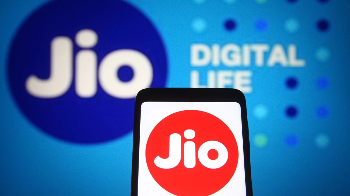 Jio का ₹299 वाला धमाका! कम कीमत में डेटा की फुल डोज़!