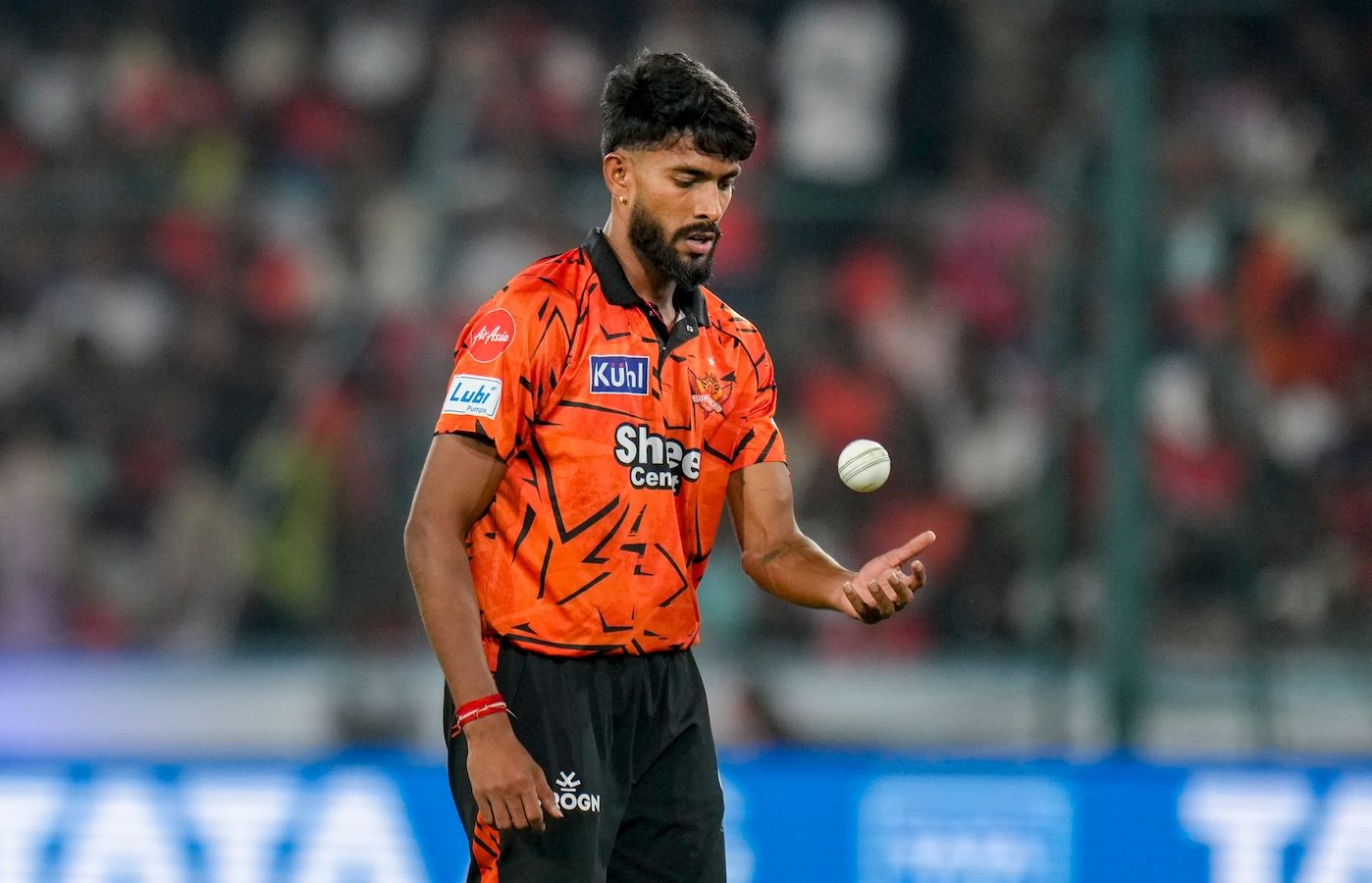 प्रफुल्ल हिंगे की 6 गेंदों का जादू, इंटरनेट पर फॉलोवर्स हुए बेकाबू