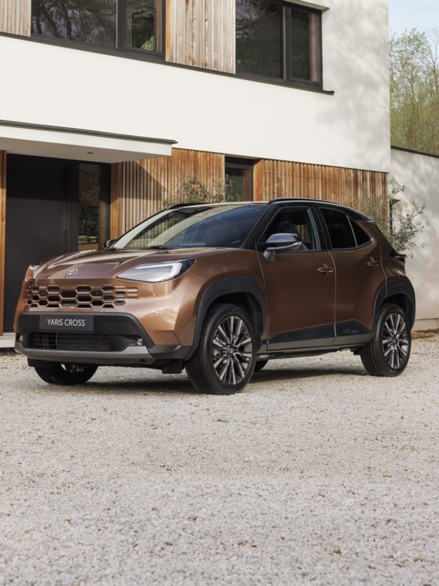 टोयोटा यारिस क्रॉस फेसलिफ्ट का फ्रंट लुक