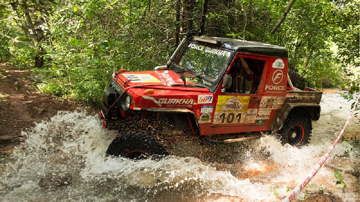 Jimny और Thar को टक्कर देने वाली ये कार हुई महंगी, अब इतनी है कीमत