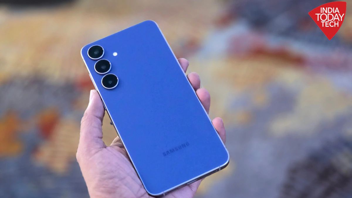 Samsung Galaxy S25 FE price drops by Rs 13,000